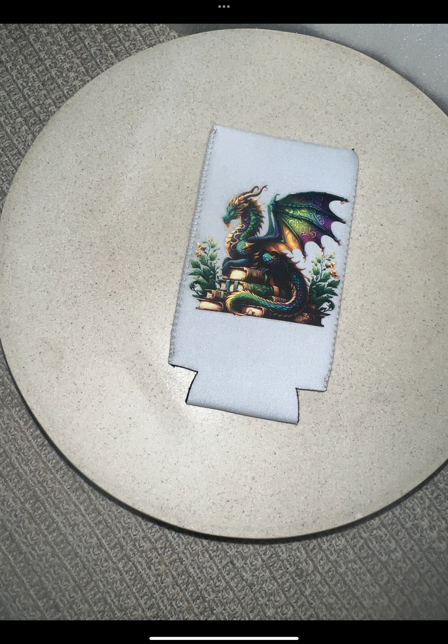 Dragon stubby holder