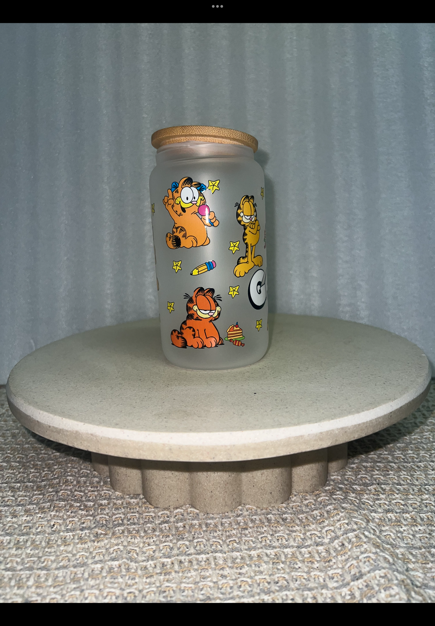 Garfield frosted glass