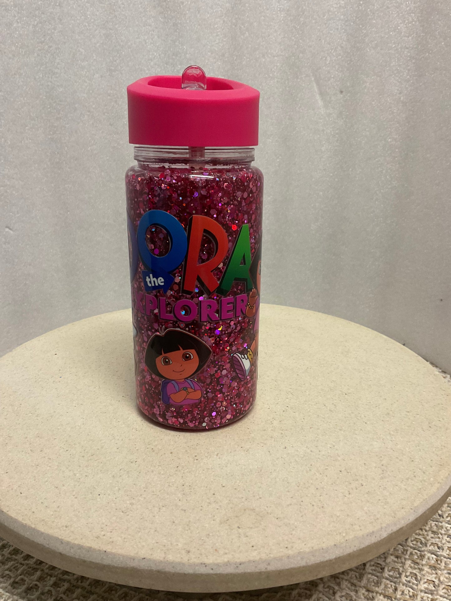 Dora snowglobe drink bottle
