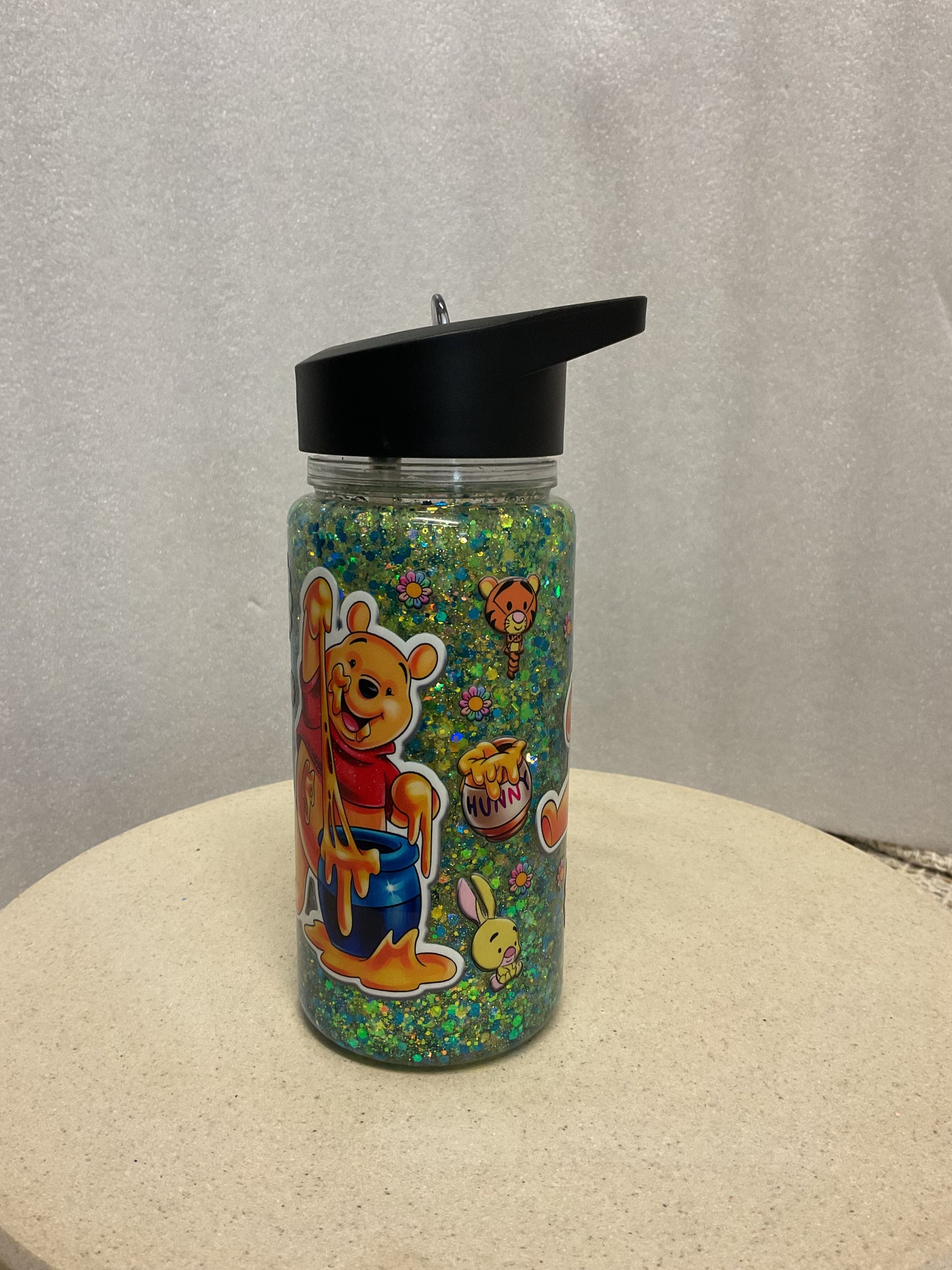 Pooh bear black and green snowglobe drink bottle