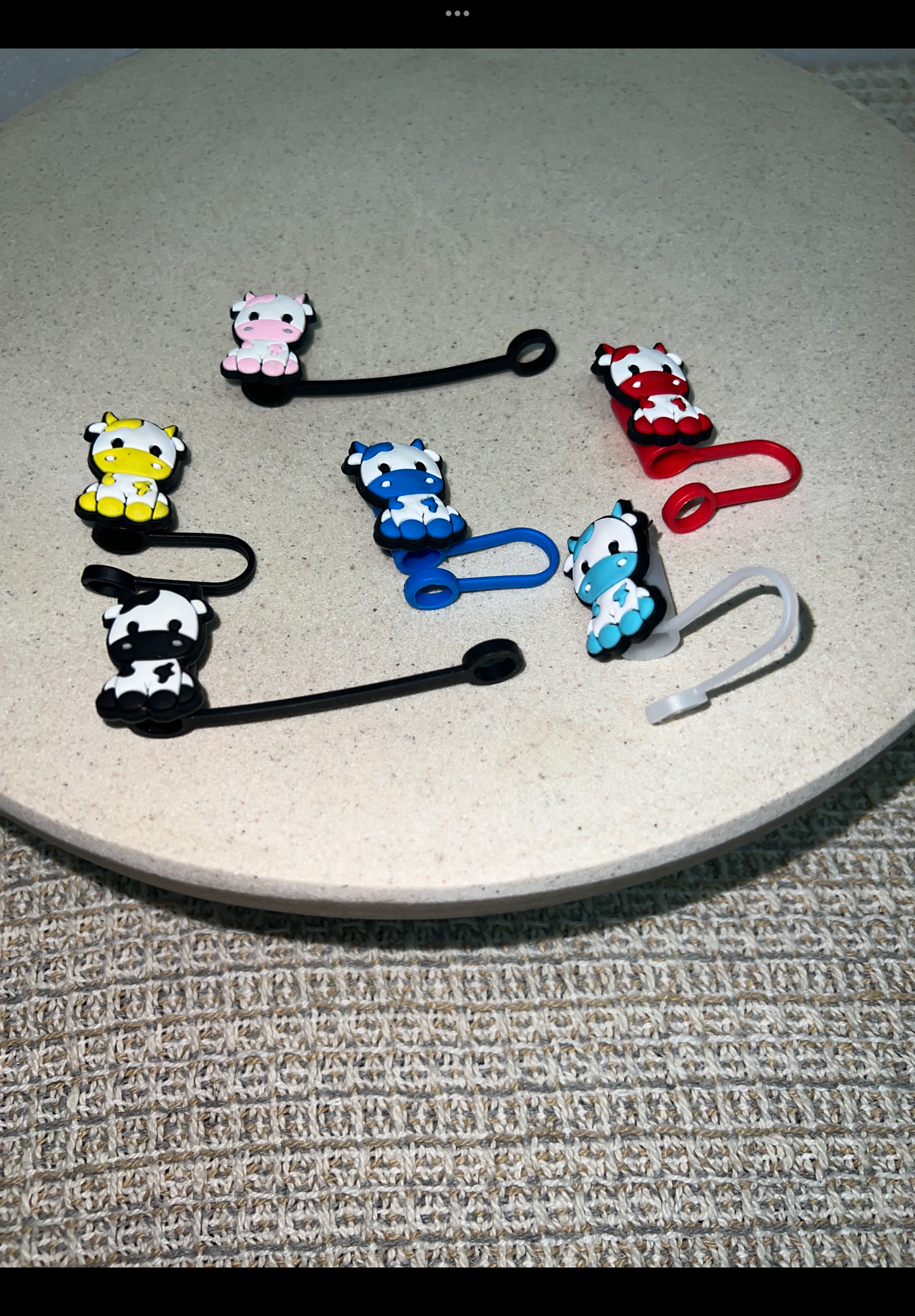 Straw topper