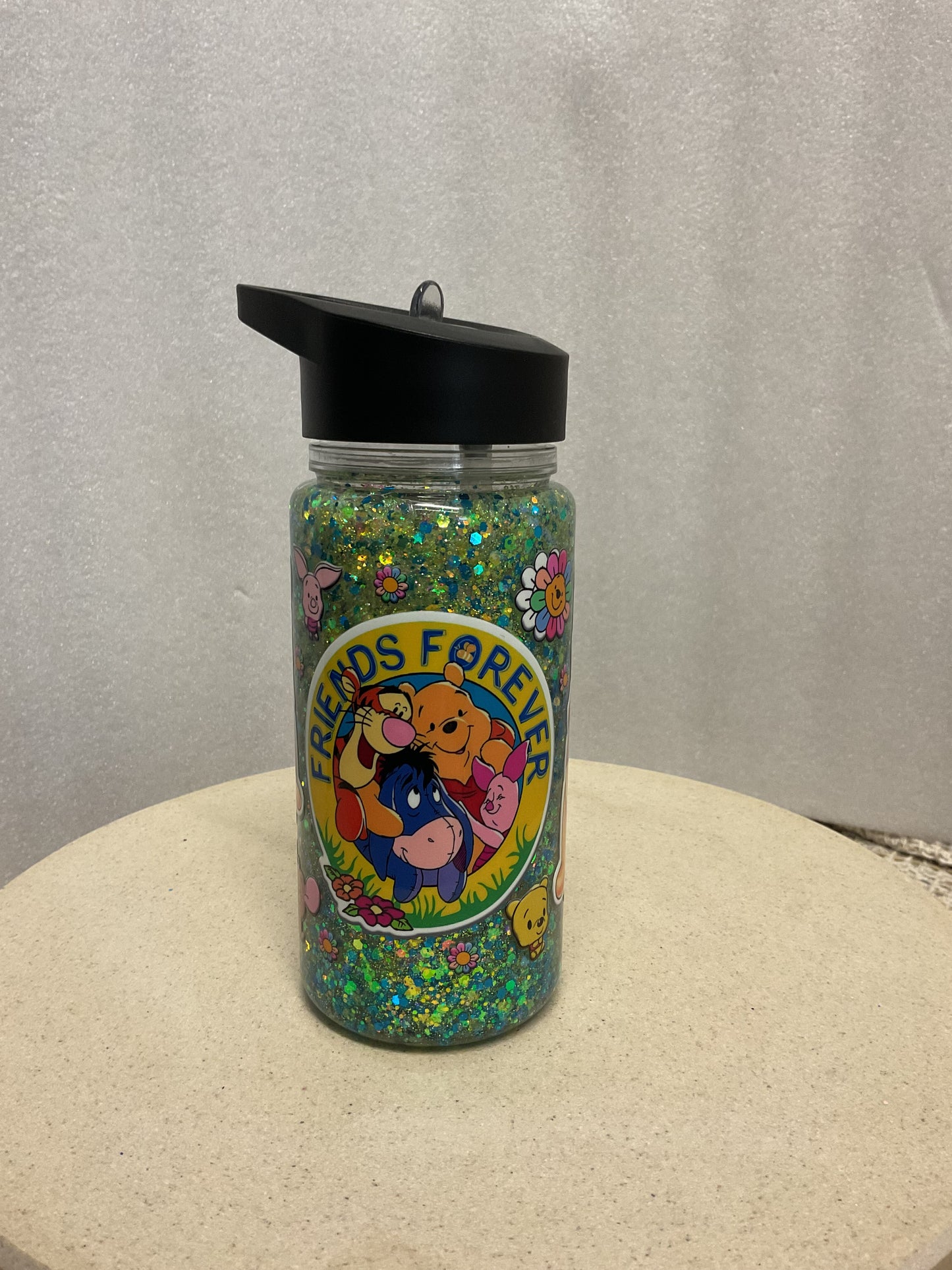 Pooh bear black and green snowglobe drink bottle