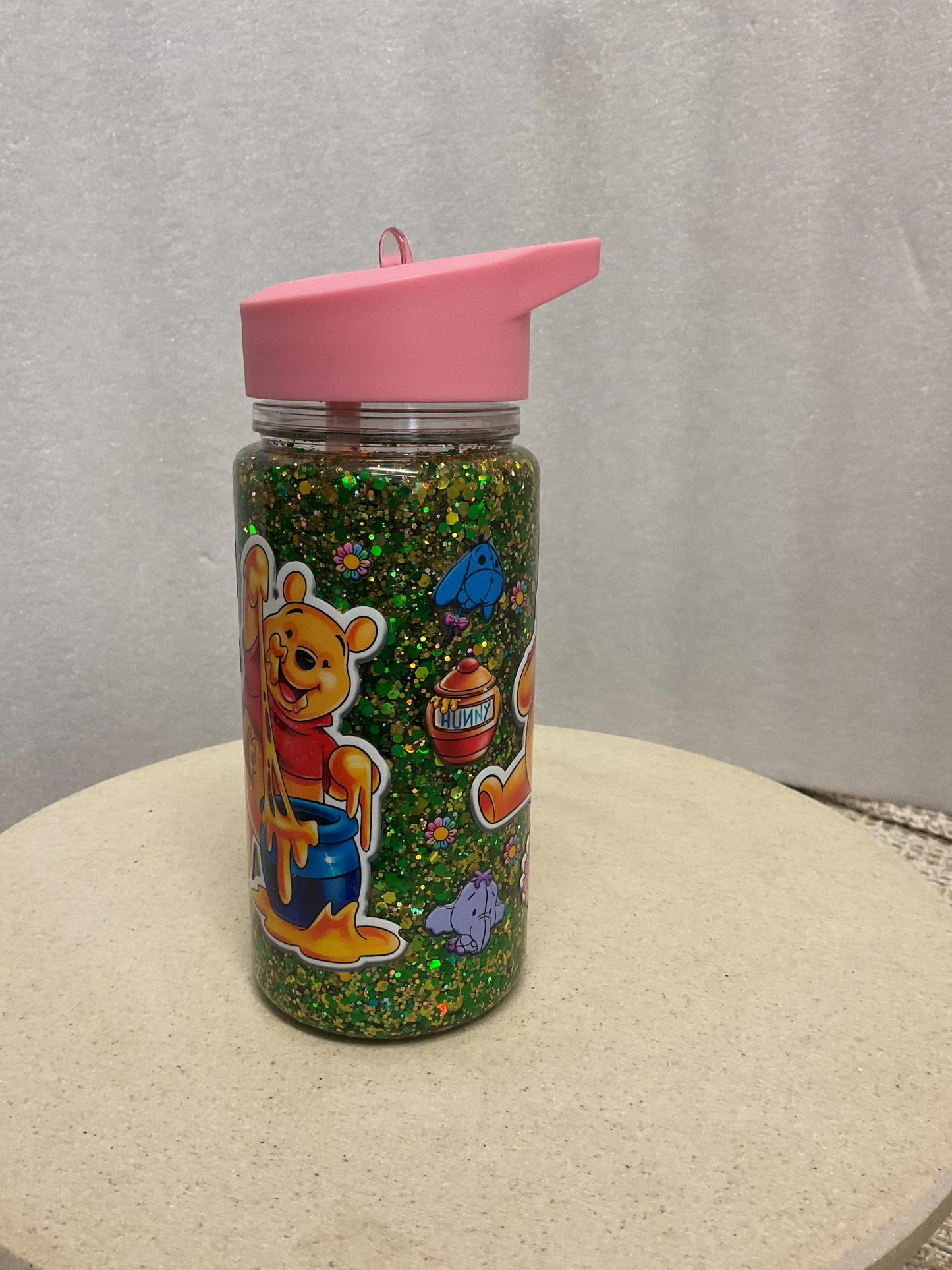 Pooh bear snowglobe drink bottle