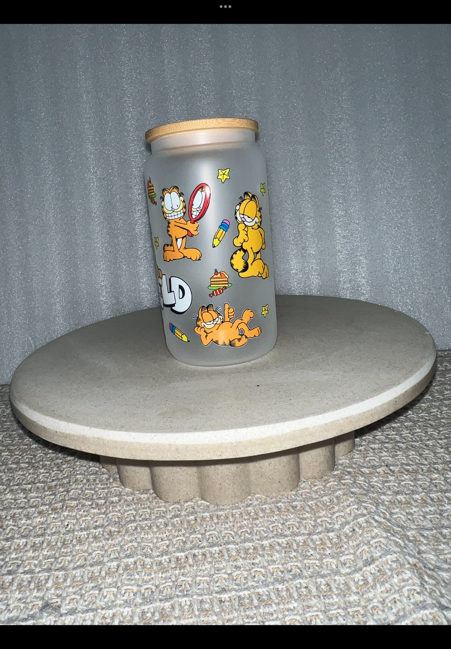 Garfield frosted glass